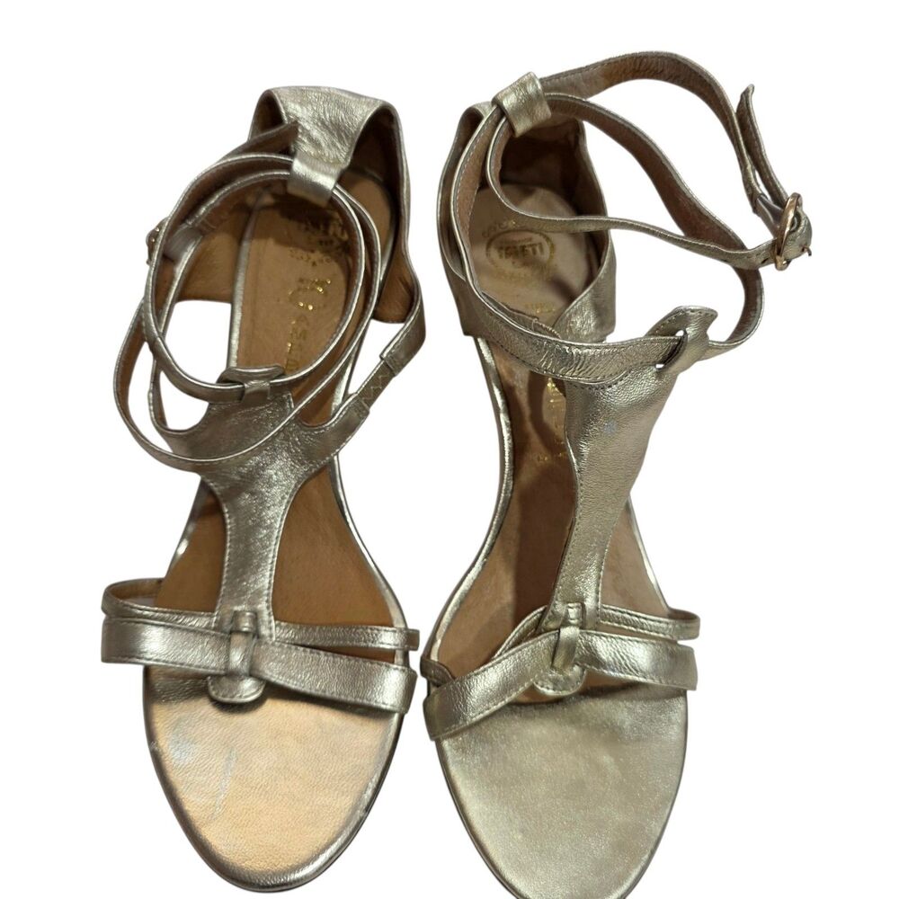 Jeffrey Campbell Gold T Strap Sandals Womens 7.5 Metallic Kitten Heel